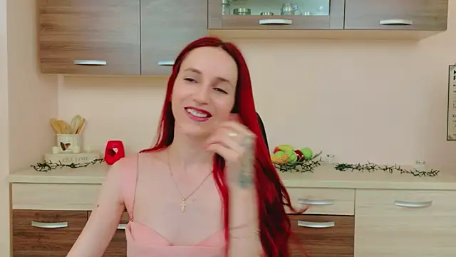 Julia Jae online show from 06/11/26, 06:33