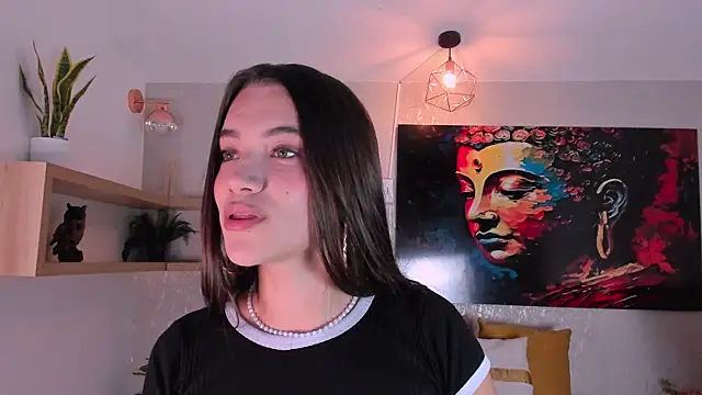 aitana baker  online show from 07/25/26, 04:43