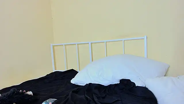 Naughty Angelll online show from 10/16/25, 11:06