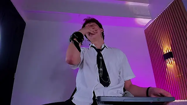 IM DAREN online show from 10/28/25, 11:47