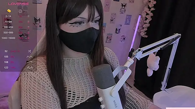 -Nanamin- online show from 05/18/26, 07:52
