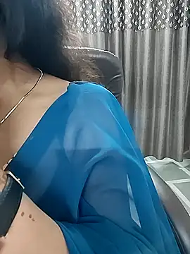 Snapshot of SEEMA_127 chatting on 09/12/25, 02:22 SEEMA 127 online show from 09/12/25, 02:22