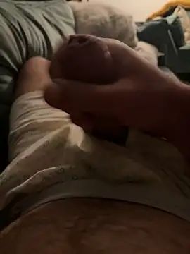 Snapshot of Bigtitsloveshow chatting on 10/19/25, 05:08 Bigtitsloveshow online show from 10/19/25, 05:08