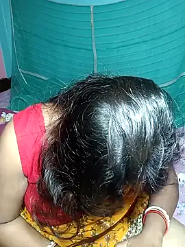 Snapshot of Hotty-rosni chatting on 11/08/25, 12:22 Hotty-rosni online show from 11/08/25, 12:22