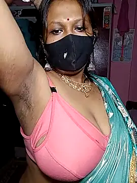 Snapshot of Hotty-rosni chatting on 11/09/25, 05:00 Hotty-rosni online show from 11/09/25, 05:00