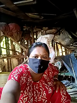 Snapshot of Hotty-rosni chatting on 11/19/25, 03:39 Hotty-rosni online show from 11/19/25, 03:39