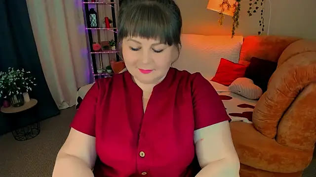 CrystaalStaar online show from 06/24/26, 08:41