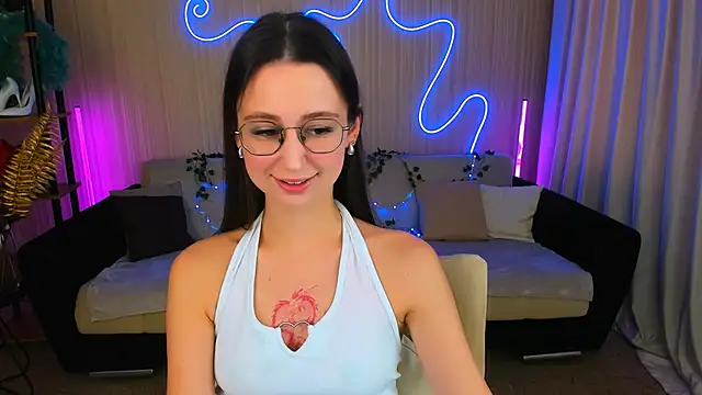 YourLovellyStory online show from 09/18/25, 11:23