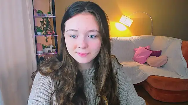 Snapshot of AlluringLookk chatting on 09/13/25, 04:12 AlluringLookk online show from 09/13/25, 04:12