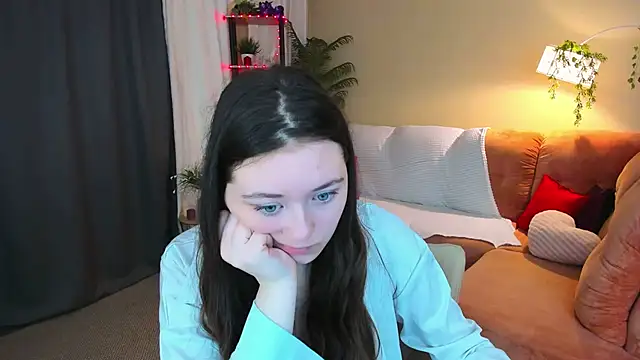 AlluringLookk online show from 05/02/26, 04:17