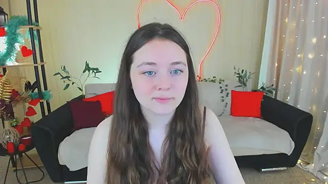 AlluringLookk online show from 05/16/26, 04:28