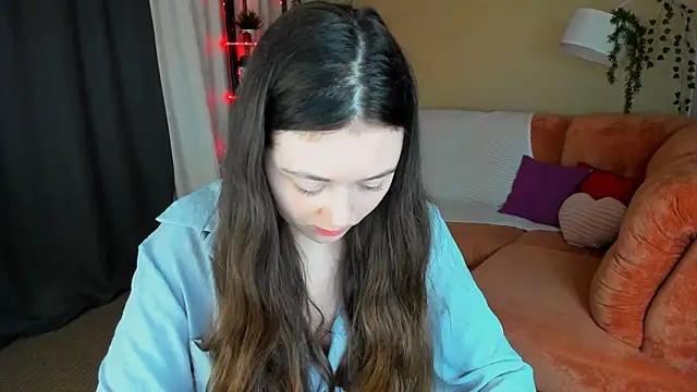 AlluringLookk online show from 05/20/26, 04:13