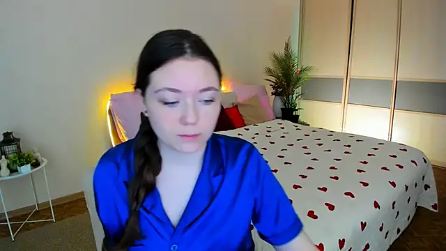 AlluringLookk online show from 05/28/26, 05:21