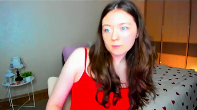 AlluringLookk online show from 07/15/26, 12:43