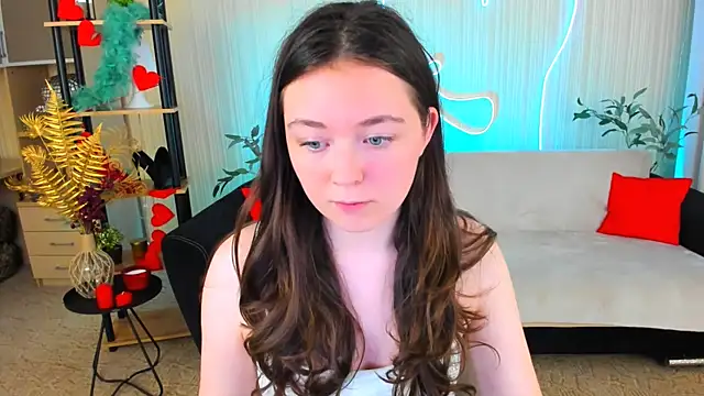 AlluringLookk online show from 07/19/26, 05:16