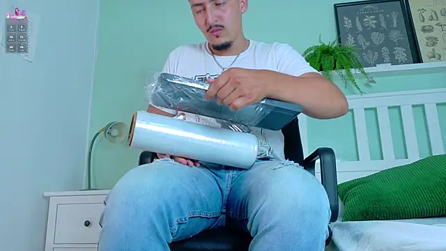 MrFox   online show from 09/27/25, 07:41