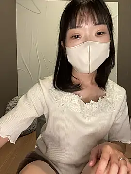 Snapshot of ms_suzuka chatting on 09/13/25, 12:43 ms suzuka online show from 09/13/25, 12:43
