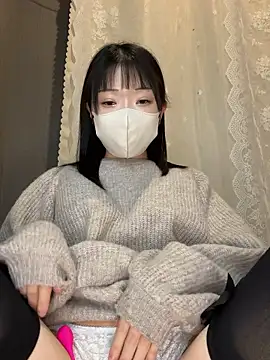 Snapshot of ms_suzuka chatting on 10/20/25, 12:11 ms suzuka online show from 10/20/25, 12:11