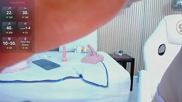 Snapshot of chloe_murray chatting on 09/19/25, 07:58 chloe murray online show from 09/19/25, 07:58