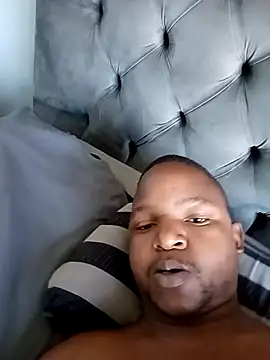 Snapshot of Thabo1004 chatting on 10/22/25, 07:08 Thabo1004 online show from 10/22/25, 07:08