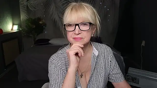 Sabina Ros online show from 11/25/25, 11:10