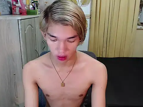 fuckerfriendsxx online show from 06/05/26, 03:51