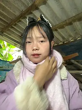 Snapshot of AdamLazis chatting on 12/15/25, 12:37 AdamLazis online show from 12/15/25, 12:37