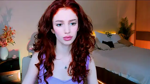 Snapshot of ChristinaConteeree chatting on 10/17/25, 07:16 ChristinaConteeree online show from 10/17/25, 07:16