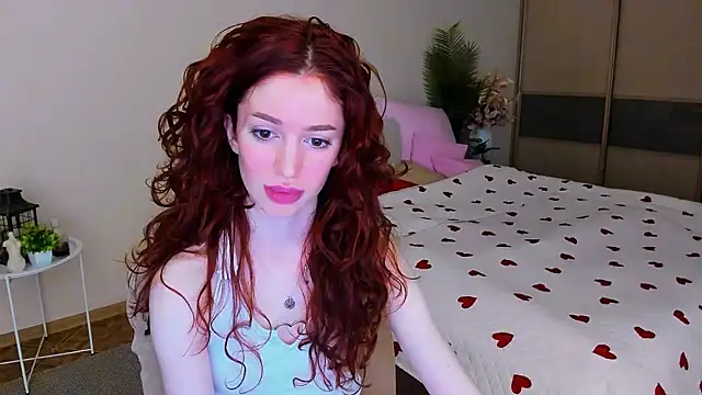 ChristinaConteeree online show from 05/10/26, 04:39