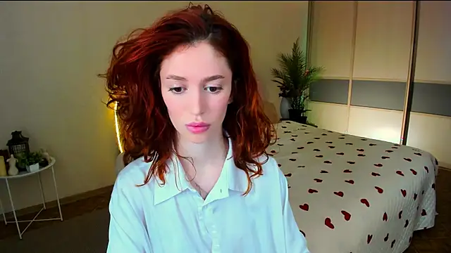 ChristinaConteeree online show from 05/29/26, 07:23