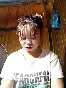 Snapshot of PhayPhay123 chatting on 09/17/25, 06:37 PhayPhay123 online show from 09/17/25, 06:37