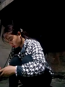 Snapshot of PhayPhay123 chatting on 09/18/25, 11:34 PhayPhay123 online show from 09/18/25, 11:34