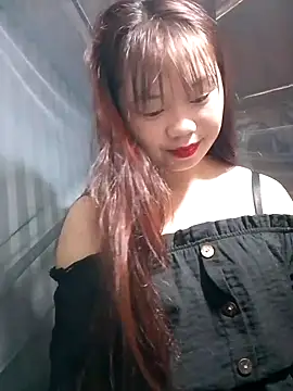 Snapshot of PhayPhay123 chatting on 10/04/25, 12:19 PhayPhay123 online show from 10/04/25, 12:19