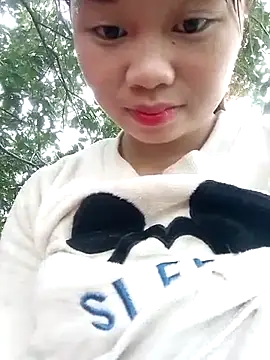 Snapshot of PhayPhay123 chatting on 10/07/25, 02:20 PhayPhay123 online show from 10/07/25, 02:20