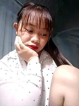 Snapshot of PhayPhay123 chatting on 10/07/25, 02:36 PhayPhay123 online show from 10/07/25, 02:36