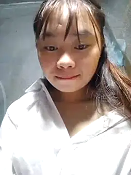 Snapshot of PhayPhay123 chatting on 10/24/25, 09:55 PhayPhay123 online show from 10/24/25, 09:55