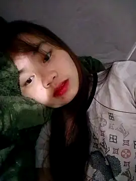 Snapshot of PhayPhay123 chatting on 12/04/25, 12:09 PhayPhay123 online show from 12/04/25, 12:09