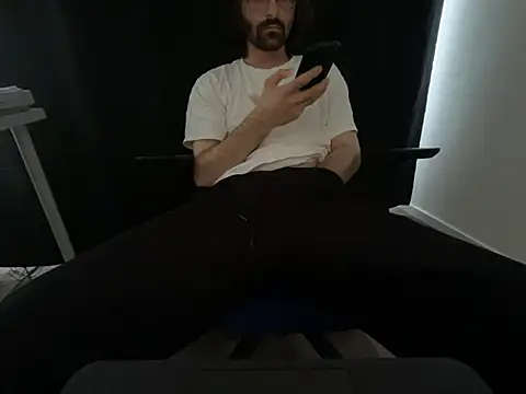 Frankieyyy1 online show from 07/23/26, 06:28