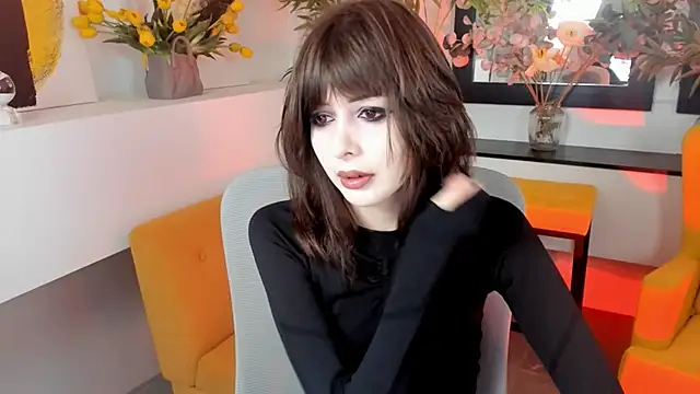 CrystallBloom online show from 10/20/25, 04:24