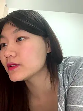 Snapshot of mmm6660 chatting on 12/14/25, 02:55 mmm6660 online show from 12/14/25, 02:55