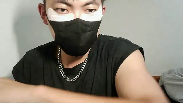 bigbb101011 online show from 09/28/25, 01:44