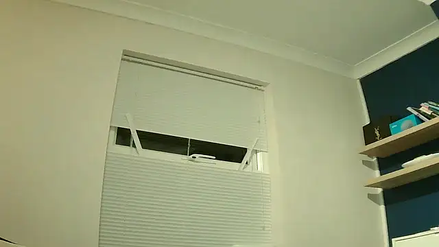 Snapshot of ASAIN_VIRGIN_ARIA chatting on 12/02/25, 08:37 ASAIN VIRGIN ARIA online show from 12/02/25, 08:37