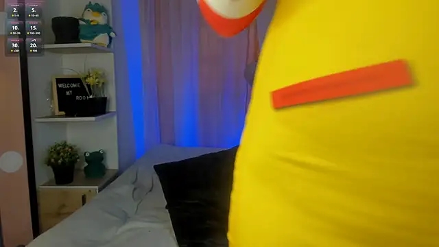 emma fiore4  online show from 11/08/25, 09:35