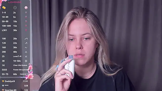 AngelAnty online show from 10/13/25, 03:23