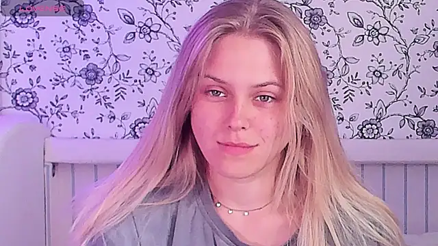 Snapshot of AngelAnty chatting on 07/19/26, 10:19 AngelAnty online show from 07/19/26, 10:19