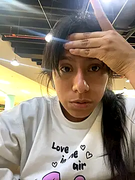 Lili pinkyyy online show from 09/13/25, 04:40