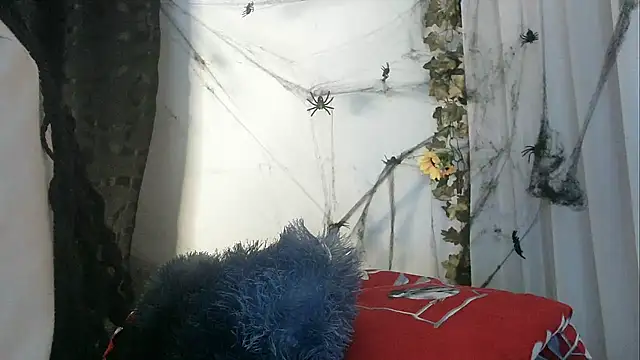 angelainparis28 online show from 10/14/25, 06:03