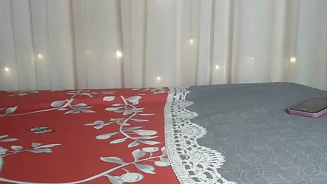 angelainparis28 online show from 11/23/25, 04:56