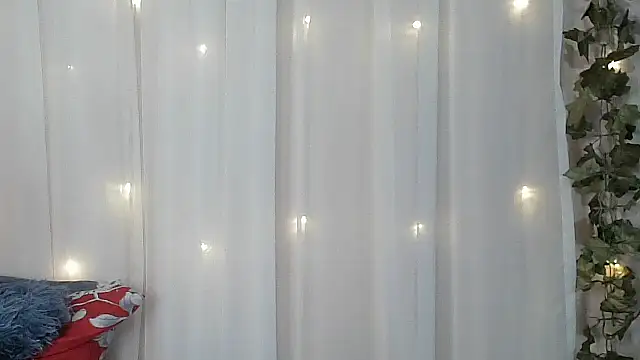 angelainparis28 online show from 11/25/25, 05:07