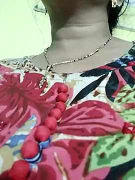 Snapshot of Monika_Telugu_Girl chatting on 11/15/25, 02:57 Monika Telugu Girl online show from 11/15/25, 02:57